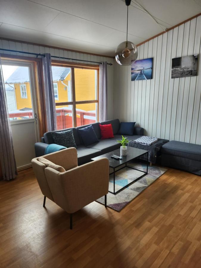 Apartment By The Lakeside Tromsø Esterno foto