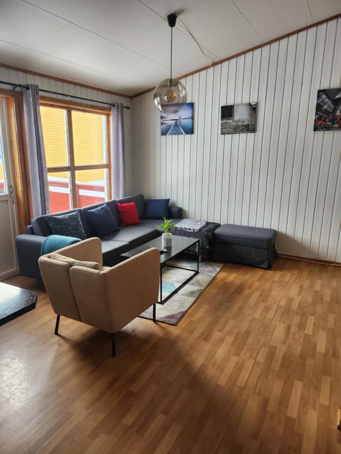Apartment By The Lakeside Tromsø Esterno foto