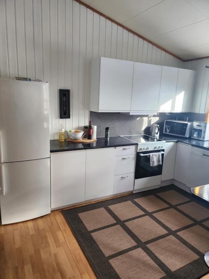 Apartment By The Lakeside Tromsø Esterno foto