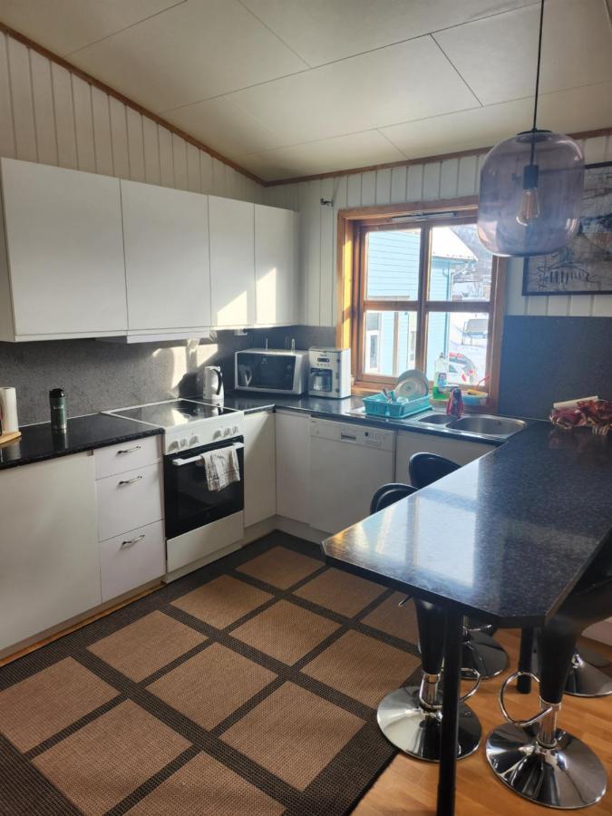Apartment By The Lakeside Tromsø Esterno foto